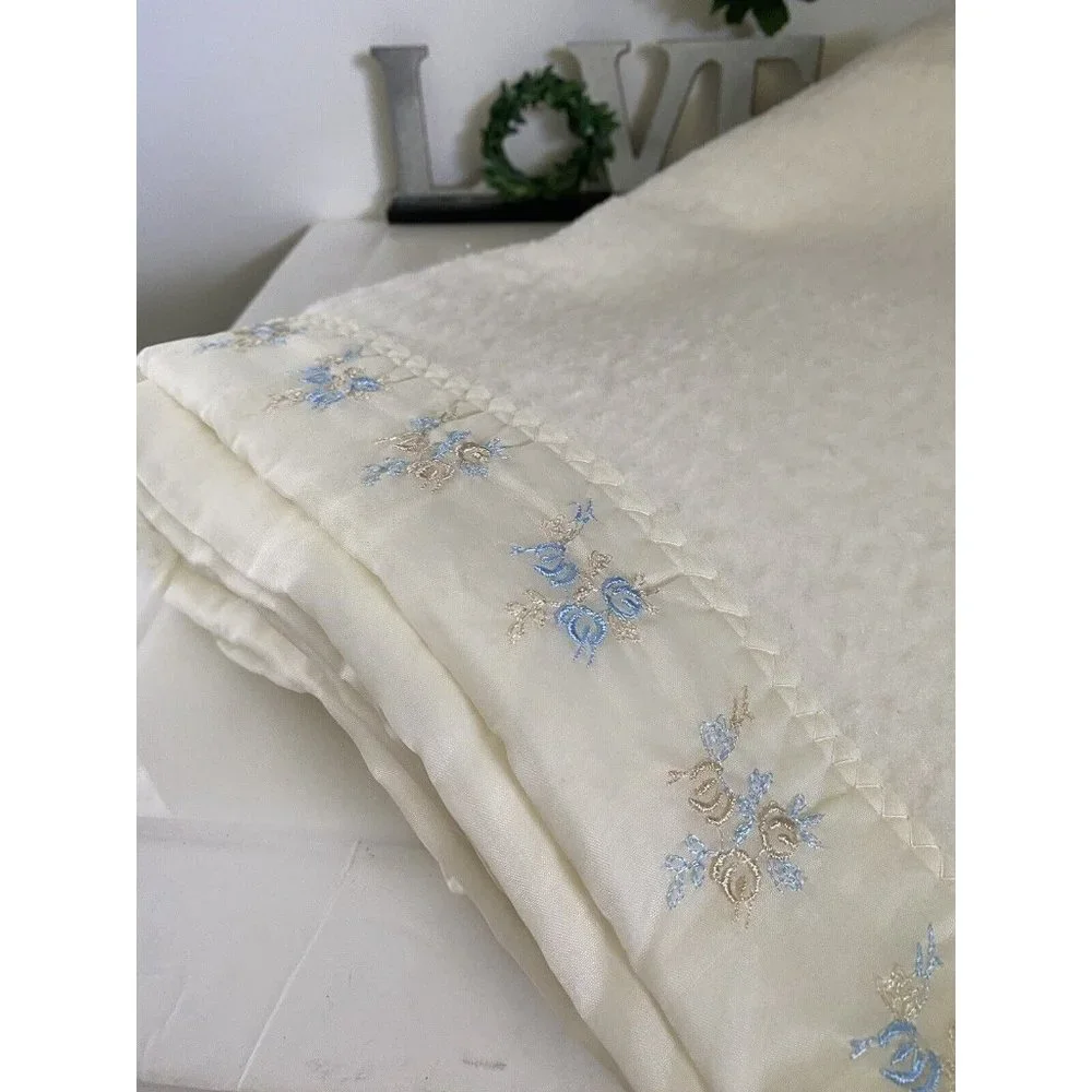 Vintage North‎ Star Acrylic Chatham Baby Blanket Satin Binding Pale Yellow 36x50